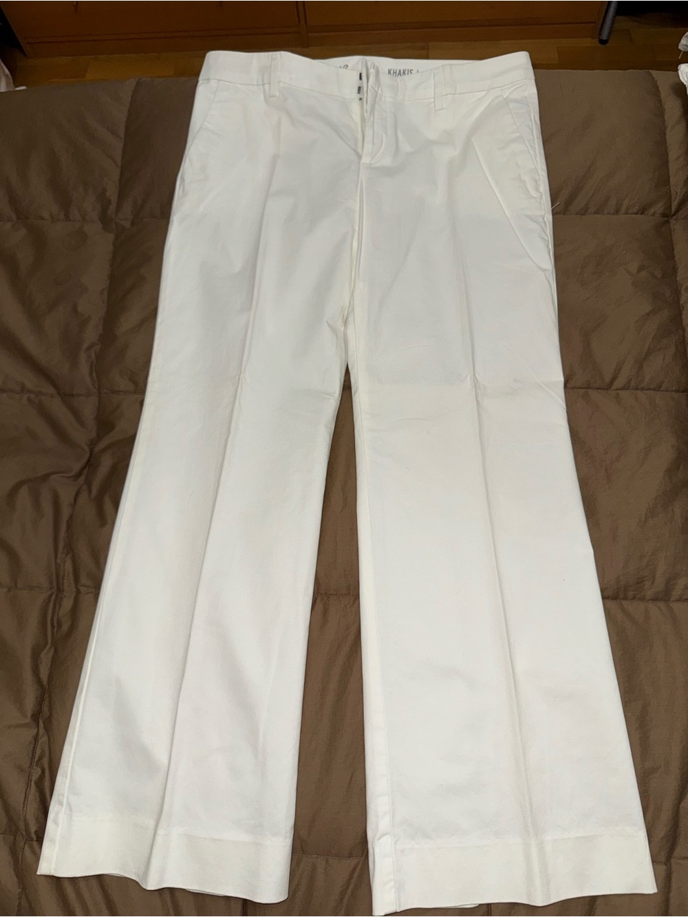 GAP Cream Straight-Leg Pants